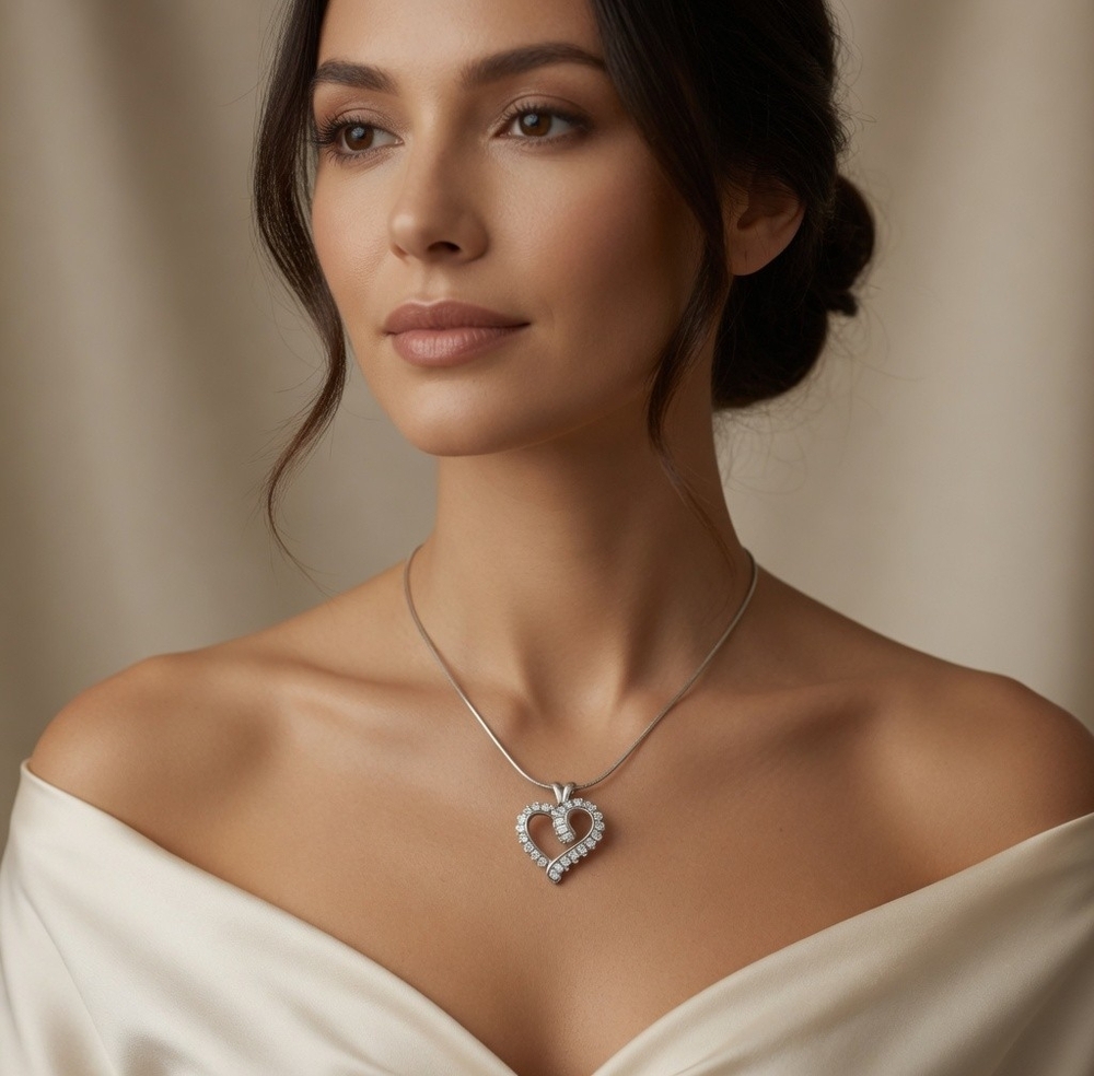 Silver 925 Heart Crystal Pendant Necklace White Stone Chain Womens Jewelry VG